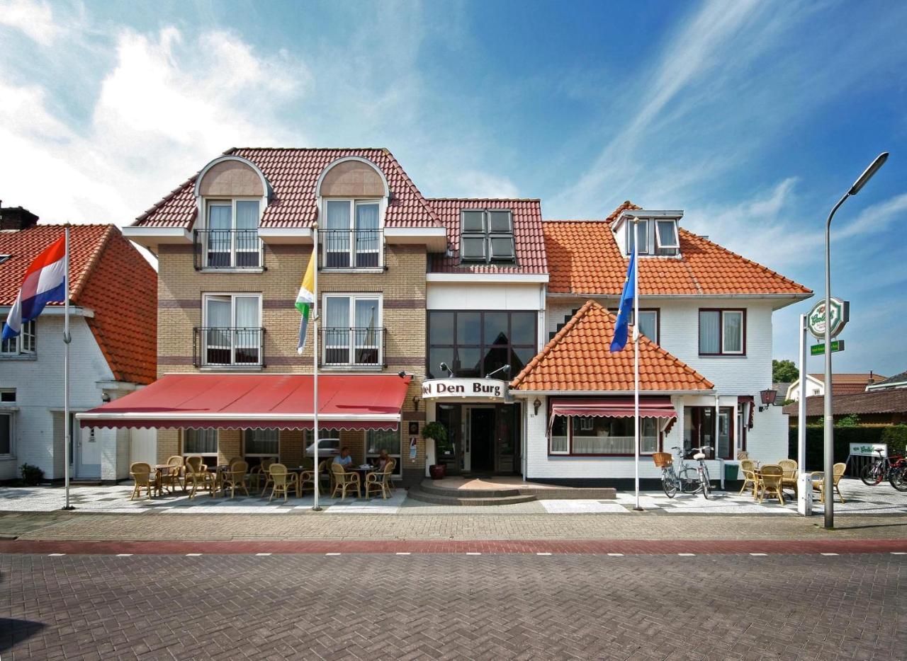 Hotel Den Burg Exteriör bild